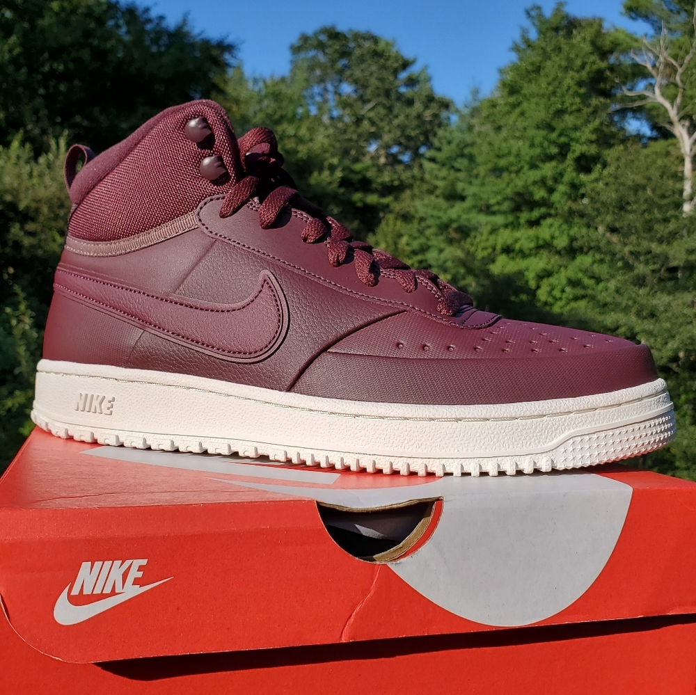 Brand New! Mens Nike Court Vision WNTR Sneakers/ Size 10!